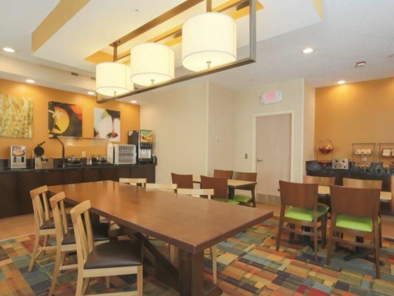 Baymont By Wyndham Tulsa Hotel Luaran gambar